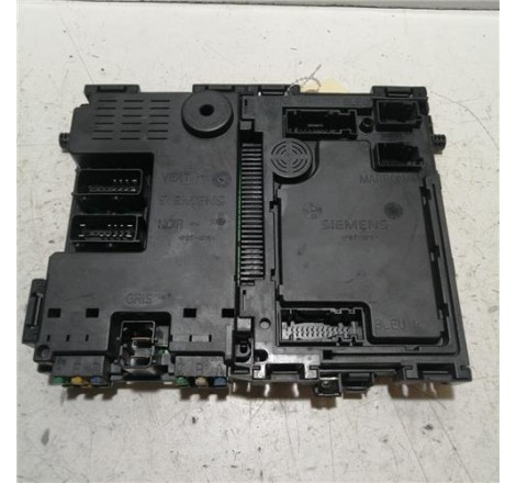 CAJA FUSIBLES/RELE -...