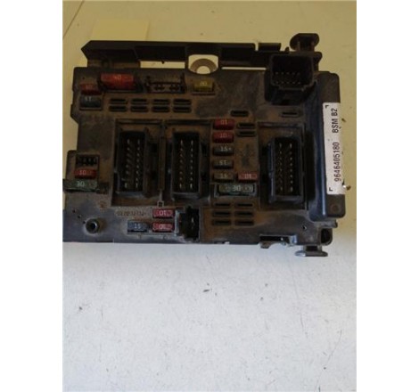CAJA FUSIBLES/RELE -...