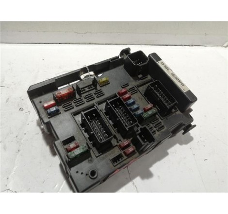 CAJA FUSIBLES/RELE -...