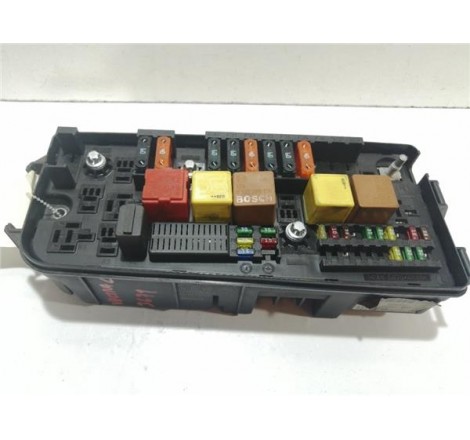 CAJA FUSIBLES/RELE - Opel...