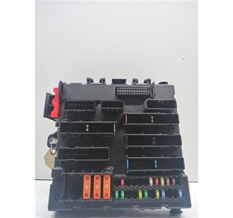 CAJA FUSIBLES/RELE - Opel...