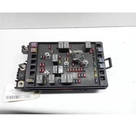 CAJA FUSIBLES/RELE -...