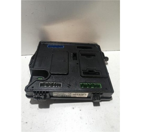 CAJA FUSIBLES/RELE -...