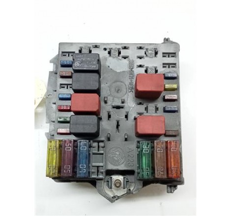 CAJA FUSIBLES/RELE - Fiat...