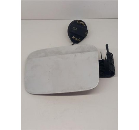 TAPA EXTERIOR COMBUSTIBLE -...
