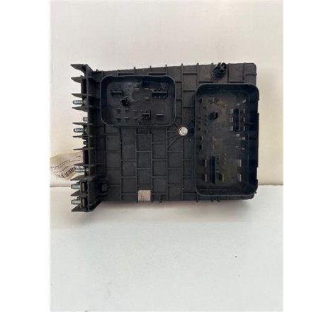 CAJA FUSIBLES/RELE -...