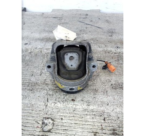 SOPORTE MOTOR - Audi A4...