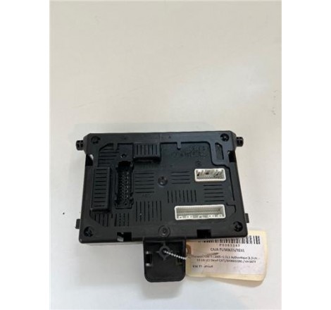 CAJA FUSIBLES/RELE -...