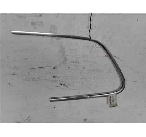 MOLDURA LATERAL IZQUIERDA -...
