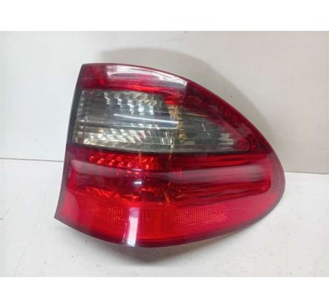 PILOTO TRASERO  DERECHA -...