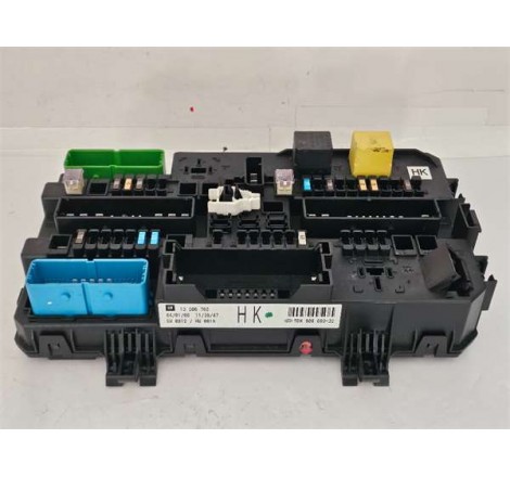 CAJA FUSIBLES/RELE - Opel...