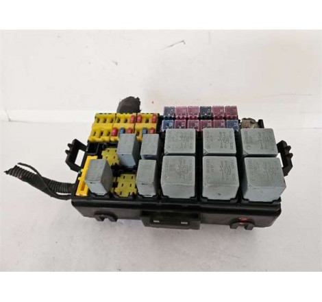 CAJA FUSIBLES/RELE - Daewoo...